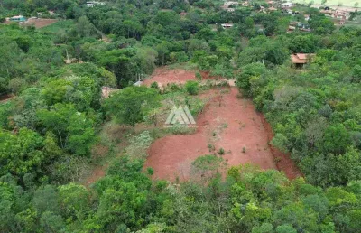 Vendo chácara em itatiaiuçu de 3.200m² excelente localização.