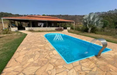 Vendo sítio em itatiaiuçu de 12.000m² com 03 quartos e logoa excelente localização.
