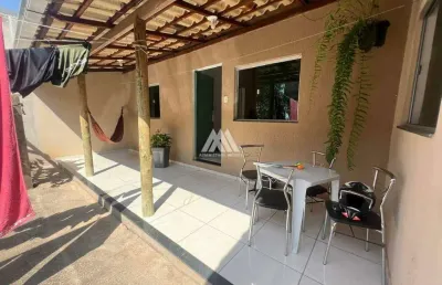 Casa com 3 quartos à venda na Vila Nazaré, Itaúna 
