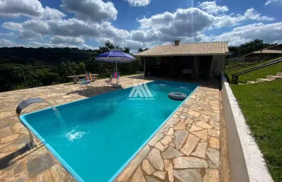 Vendo chácara em itatiaiuçu de 1000m² com excelente localização.