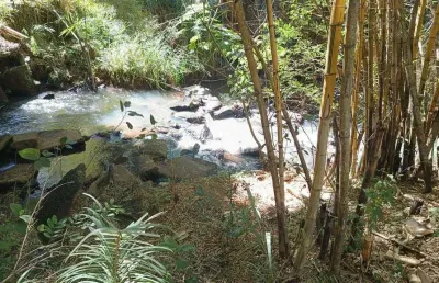Vendo terreno em itatiaiuçu de 2.000m²com excelente localização!