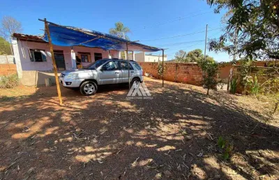 Vendo chácara em itatiaiuçu de 1.720m² com 01 quarto excelente localização.