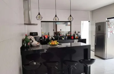 Casa com 03 quartos, possui habite-se á venda em igarapé-mg!