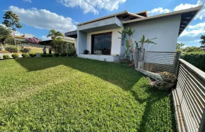 Casa á venda com 04 quartos sendo 01 suíte, lote de 1.000m² em igarapé mg!