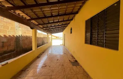 Casa residencial com 03 quartos para locação em igarapé-mg!