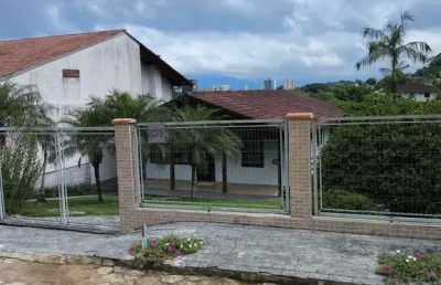Casa com 3 quartos à venda no estados, indaial , 215 m2 por r$ 480.000