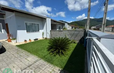 Casa com 2 quartos à venda no warnow, indaial , 62 m2 por r$ 279.000