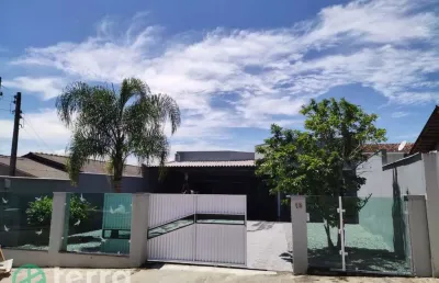 Casa com 4 quartos à venda no estados, indaial , 200 m2 por r$ 550.000