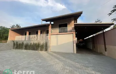 Casa com 4 quartos à venda em benedito, indaial , 350 m2 por r$ 920.000