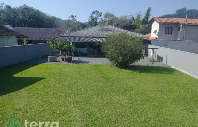 Casa com 3 quartos à venda no estrada das areias, indaial , 180 m2 por r$ 850.000