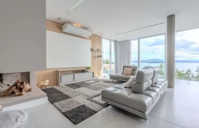Duas casas alto padrão com vista para o mar no sambaqui  florianópolis/sc