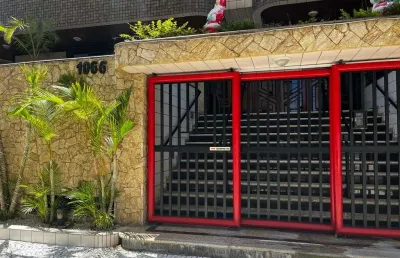 Apartamento com 3 dormitórios à venda, 132 m² por r$ 680.000,00 - vila tupi - praia grande/sp