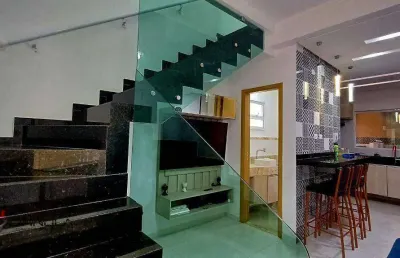 Sobrado com 2 dormitórios à venda, 49 m² por r$ 385.000,00 - vila caiçara - praia grande/sp