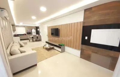 Ótimo apartamento 3 dormitórios na praia do mariscal