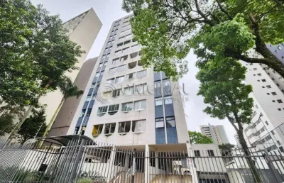 Apartamento totalmente reformado com 3 dormitórios para venda.