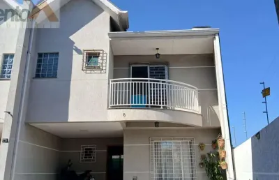 Casa com 3 quartos à venda na Rua Maria Bertoja Rivabem, Vila Ferrari, Campo Largo