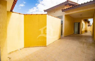 Casa térrea à venda , 2 quarto(s),  sendo 1 suíte(s)  no bairro são joão batista 2, 1500 metros da praia, peruíbe-sp