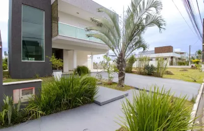 Casa assobradada à venda , 4 quarto(s),  sendo 4 suíte(s)  no bairro bougainville residencial iv, 1 metros da praia, peruíbe-sp