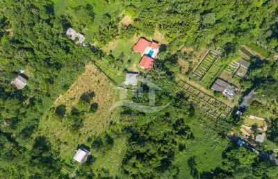 Chácara rural à venda , ,   no bairro chácaras iporanga, 5700 metros da praia, peruíbe-sp