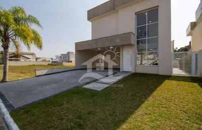 Casa sobrado à venda , 4 quarto(s),  sendo 2 suíte(s)  no bairro bougainville residencial iv, 1200 metros da praia, peruíbe-sp