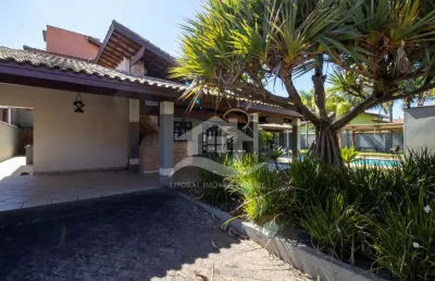 Casa sobrado parte superior à venda , 5 quarto(s),  sendo 5 suíte(s)  no bairro oasis, 800 metros da praia, peruíbe-sp
