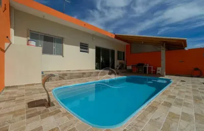 Casa edícula à venda com piscina, 1 quarto(s),   no bairro três marias, 900 metros da praia, peruíbe-sp