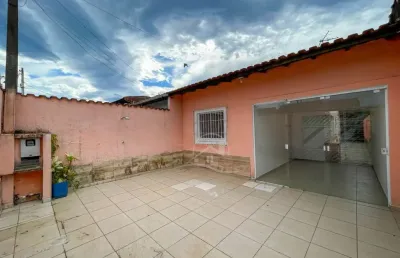 Casa térrea à venda , 2 quarto(s),  sendo 1 suíte(s)  no bairro park daville, 1200 metros da praia, peruíbe-sp
