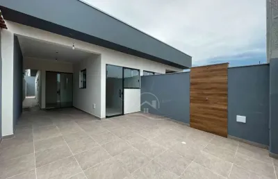Casa térrea à venda , 2 quarto(s),  sendo 1 suíte(s)  no bairro jardim márcia, 1300 metros da praia, peruíbe-sp