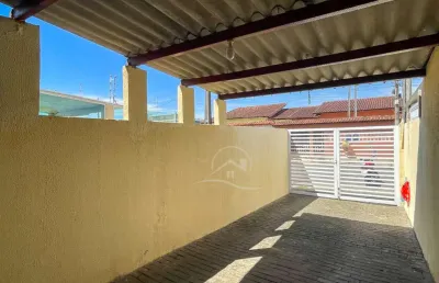 Casa sobreposta / alto à venda , 2 quarto(s),  sendo 1 suíte(s)  no bairro cidade nova peruíbe, 1800 metros da praia, peruíbe-sp