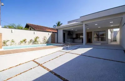 Casa térrea com piscina à venda , 3 quarto(s),  sendo 3 suíte(s)  no bairro cidade nova peruíbe, 600 metros da praia, peruíbe-sp