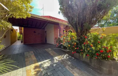 Casa térrea com piscina à venda com piscina, 3 quarto(s),  sendo 2 suíte(s)  no bairro cidade nova peruíbe, 850 metros da praia, peruíbe-sp