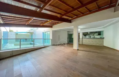 Casa sobrado triplex à venda , 4 quarto(s),  sendo 4 suíte(s)  no bairro stella maris, 0 metros da praia, peruíbe-sp