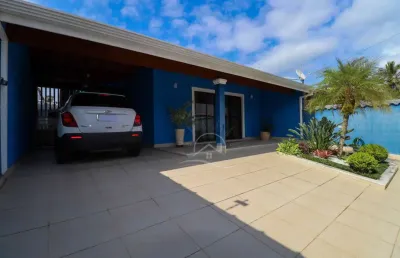 Casa térrea com edícula à venda com piscina, 3 quarto(s),  sendo 1 suíte(s)  no bairro stella maris, 600 metros da praia, peruíbe-sp