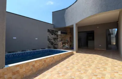 Casa térrea à venda com piscina, 3 quarto(s),  sendo 1 suíte(s)  no bairro park daville, 1500 metros da praia, peruíbe-sp