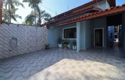 Casa com mezanino à venda , 3 quarto(s),  sendo 2 suíte(s)  no bairro park daville, 1800 metros da praia, peruíbe-sp