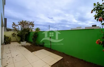 Casa assobradada à venda , 4 quarto(s),  sendo 4 suíte(s)  no bairro bougainville residencial iv, 1 metros da praia, peruíbe-sp