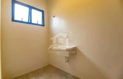 Casa térrea com piscina à venda com piscina, 3 quarto(s),  sendo 1 suíte(s)  no bairro jardim imperador, 900 metros da praia, peruíbe-sp