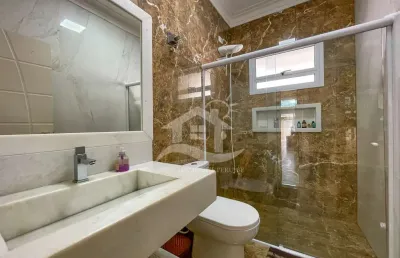 Casa térrea à venda , 3 quarto(s),  sendo 1 suíte(s)  no bairro jardim casa blanca, 100 metros da praia, peruíbe-sp