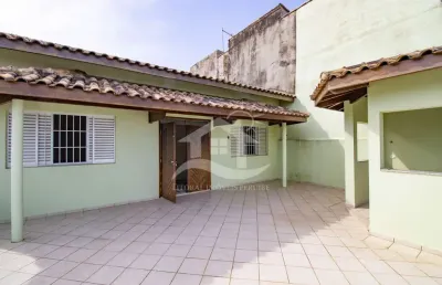 Casa sobrado à venda , 4 quarto(s),  sendo 4 suíte(s)  no bairro ribamar, 0 metros da praia, peruíbe-sp