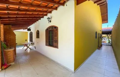 Casa térrea com piscina à venda com piscina, 3 quarto(s),  sendo 2 suíte(s)  no bairro cidade nova peruíbe, 850 metros da praia, peruíbe-sp