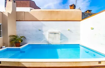 Casa térrea à venda com piscina, 3 quarto(s),  sendo 1 suíte(s)  no bairro stella maris, 50 metros da praia, peruíbe-sp
