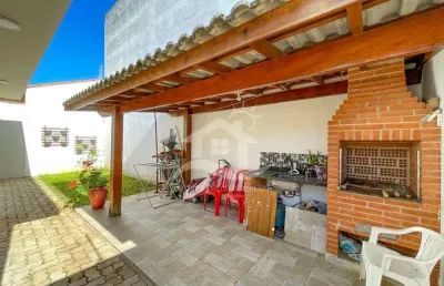 Casa térrea à venda , 3 quarto(s),  sendo 2 suíte(s)  no bairro são josé, 650 metros da praia, peruíbe-sp