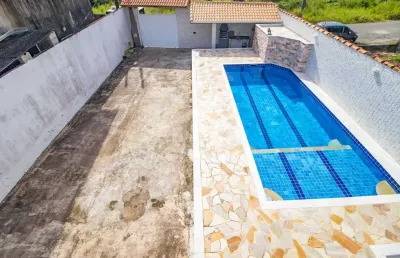 Casa assobradada à venda , 4 quarto(s),  sendo 1 suíte(s)  no bairro cidade nova peruíbe, 900 metros da praia, peruíbe-sp
