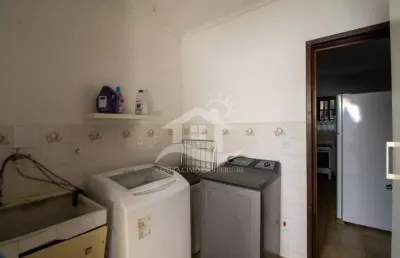 Casa térrea à venda com piscina, 3 quarto(s),  sendo 1 suíte(s)  no bairro ribamar, 800 metros da praia, peruíbe-sp