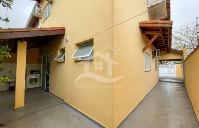 Casa sobrado à venda , 3 quarto(s),  sendo 3 suíte(s)  no bairro stella maris, 1500 metros da praia, peruíbe-sp