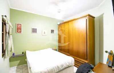 Casa térrea com piscina à venda com piscina, 3 quarto(s),  sendo 1 suíte(s)  no bairro parque turistico, 900 metros da praia, peruíbe-sp