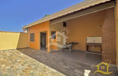 Casa térrea à venda , 3 quarto(s),  sendo 1 suíte(s)  no bairro casablanca, 0 metros da praia, peruíbe-sp