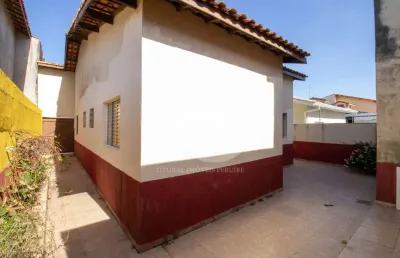 Casa térrea com edícula à venda , 3 quarto(s),  sendo 1 suíte(s)  no bairro são josé, 600 metros da praia, peruíbe-sp