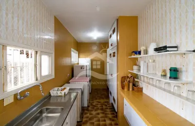 Casa térrea à venda , 2 quarto(s),  sendo 0 suíte(s)  no bairro centro, 900 metros da praia, peruíbe-sp