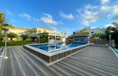 Casa sobrado à venda , 5 quarto(s),  sendo 5 suíte(s)  no bairro bougainville residencial iv, 1000 metros da praia, peruíbe-sp